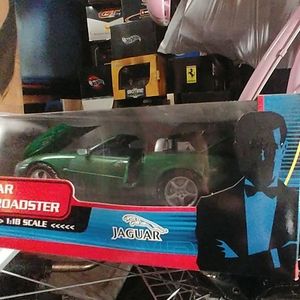 1/18 James Bond Villain Zao's car